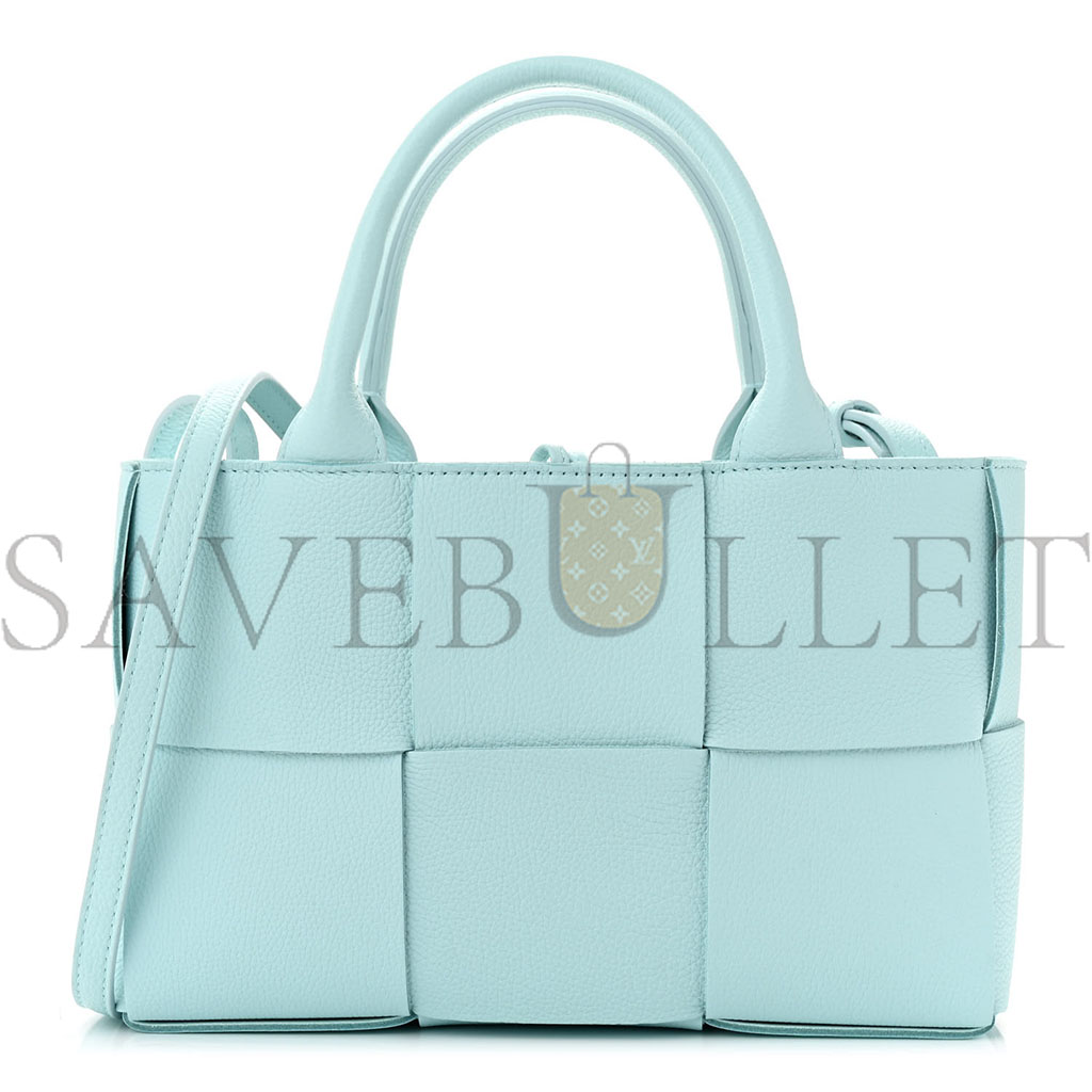 BOTTEGA VENETA GRAINED CALFSKIN MAXI INTRECCIATO MINI ARCO TOTE PALE BLUE (25*17*8cm) BOTTEGA VENETA GRAINED CALFSKIN MAXI INTRECCIATO MINI ARCO TOTE PALE BLUE (25*17*8cm)