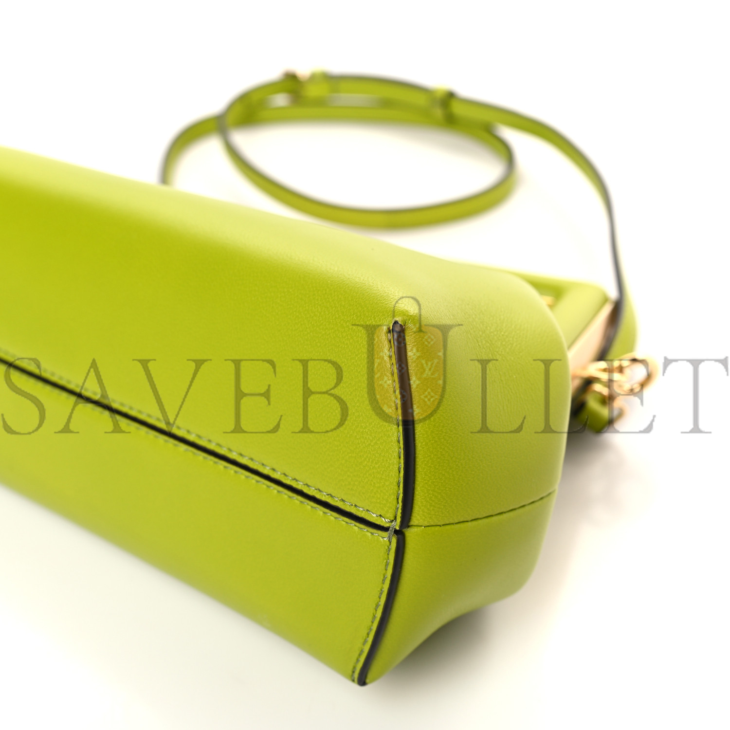 FENDI SHINY NAPPA SMALL FENDI FIRST WASABI (28*20*11cm) FENDI SHINY NAPPA SMALL FENDI FIRST WASABI (28*20*11cm)