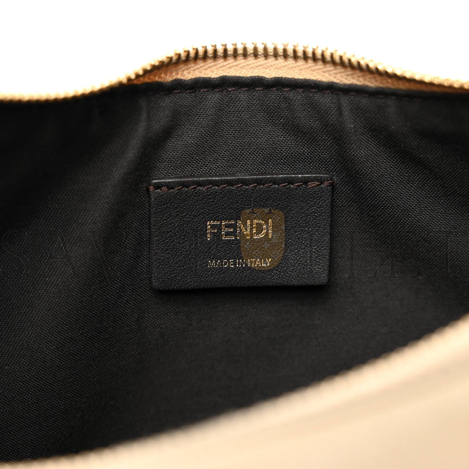 FENDI VITELLO GRACE MATTE SMALL FENDIGRAPHY HOBO BAG NUVOLA (28*23*10cm) FENDI VITELLO GRACE MATTE SMALL FENDIGRAPHY HOBO BAG NUVOLA (28*23*10cm)