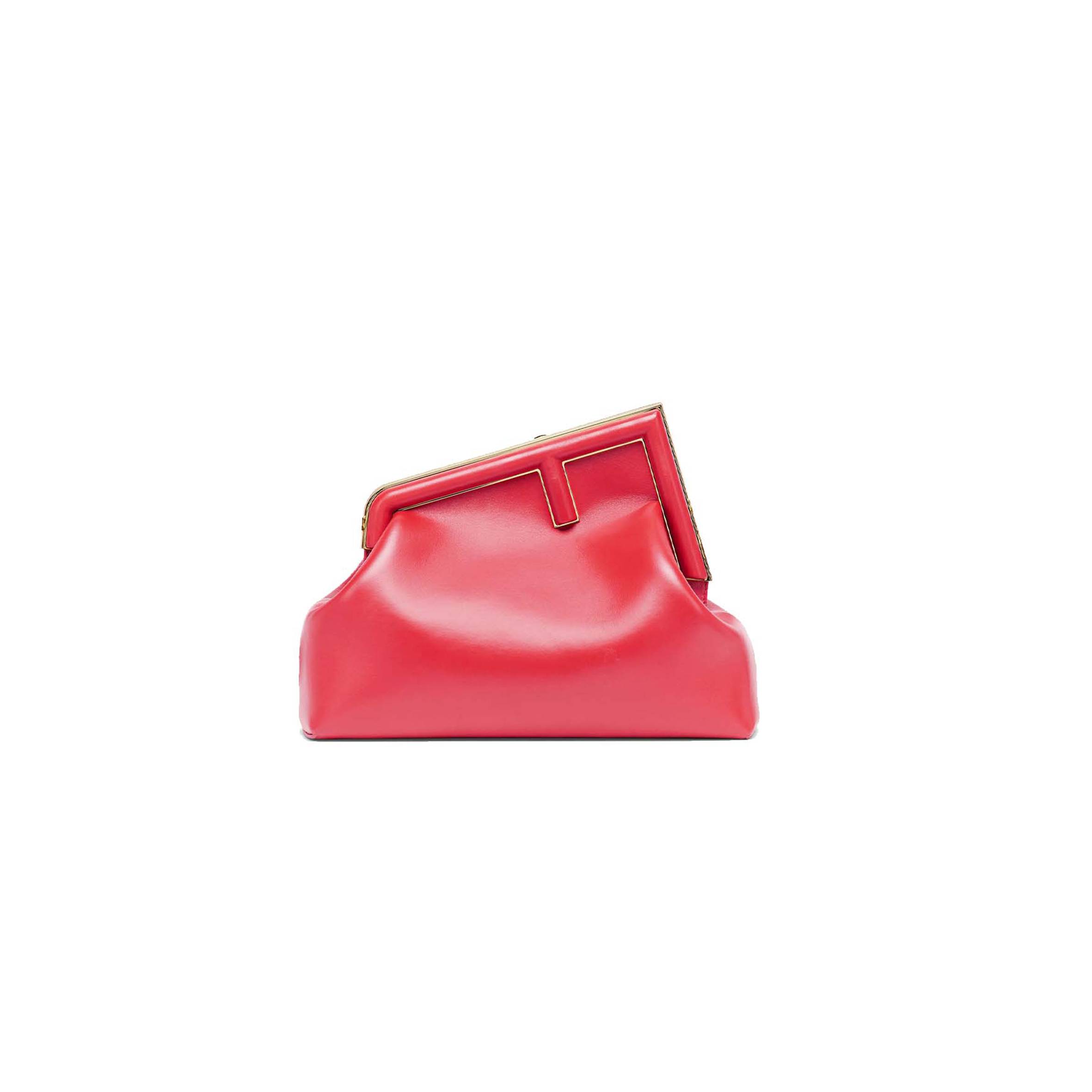FENDI FIRST MEDIUM - FUCHSIA LEATHER BAG 8BP127ABVEF1HB7 (32.5*23.5*15cm) FENDI FIRST MEDIUM - FUCHSIA LEATHER BAG 8BP127ABVEF1HB7 (32.5*23.5*15cm)
