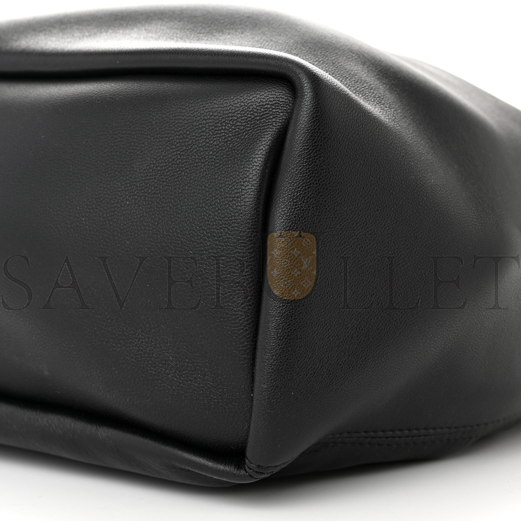 LOEWE NAPPA SMALL SQUEEZE BAG BLACK (23*22*10cm)