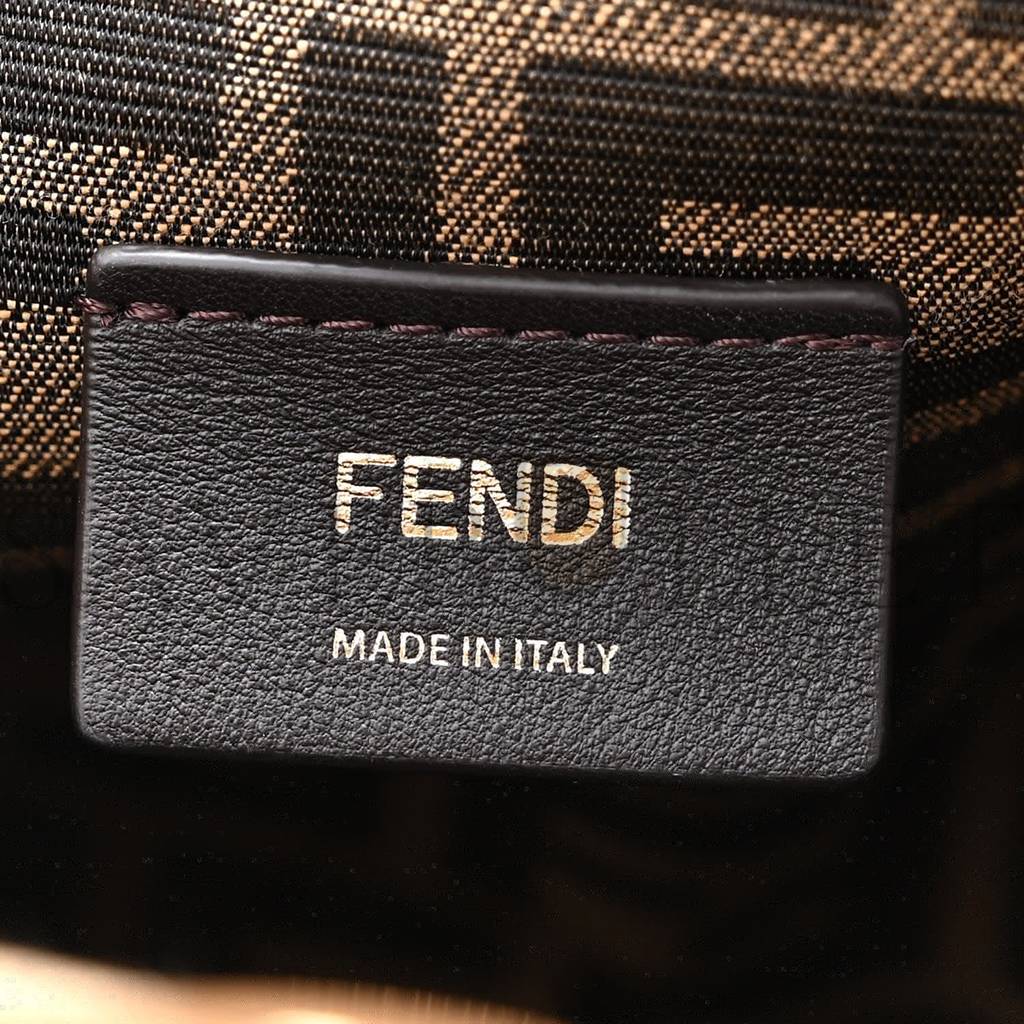 FENDI SHINY NAPPA MEDIUM FENDI FIRST POUDRE (32*25*10cm) FENDI SHINY NAPPA MEDIUM FENDI FIRST POUDRE (32*25*10cm)