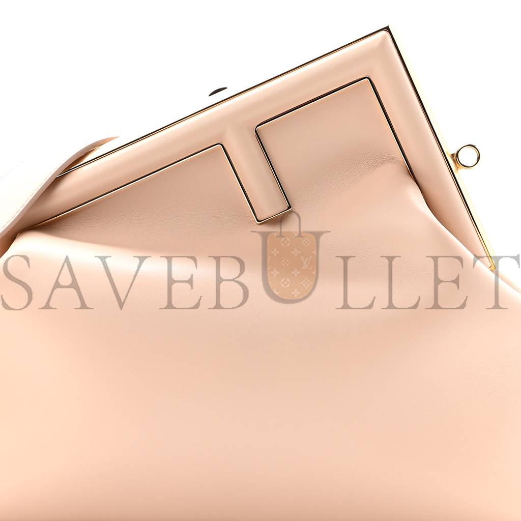 FENDI SHINY NAPPA MEDIUM FENDI FIRST POUDRE (32*25*10cm) FENDI SHINY NAPPA MEDIUM FENDI FIRST POUDRE (32*25*10cm)