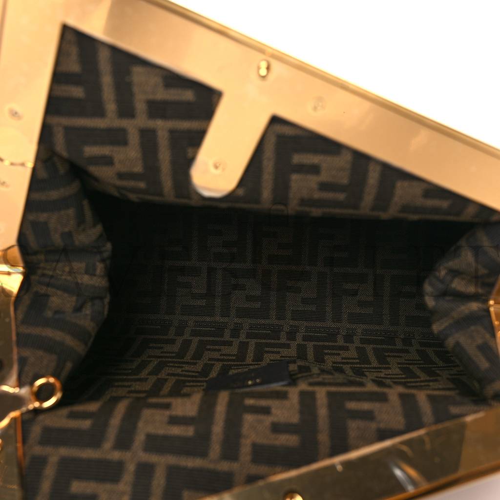 FENDI SHINY NAPPA MEDIUM FENDI FIRST POUDRE (30*25*11cm) FENDI SHINY NAPPA MEDIUM FENDI FIRST POUDRE (30*25*11cm)